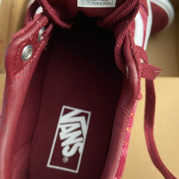 🥀NWT Platform Vans🥀 - Picture 7 of 9